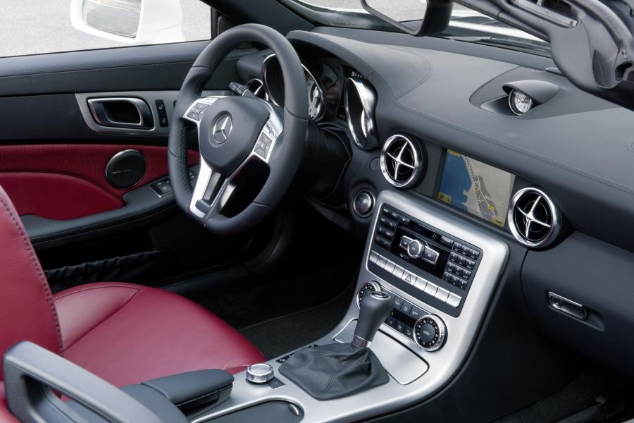  Mercedes-Benz SLK250 CDI 2011 года  (фото 3 из 10)